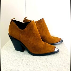 New WOB, Original Tags Rebecca Minkoff Seiji Notched Suede Booties Size 7.5